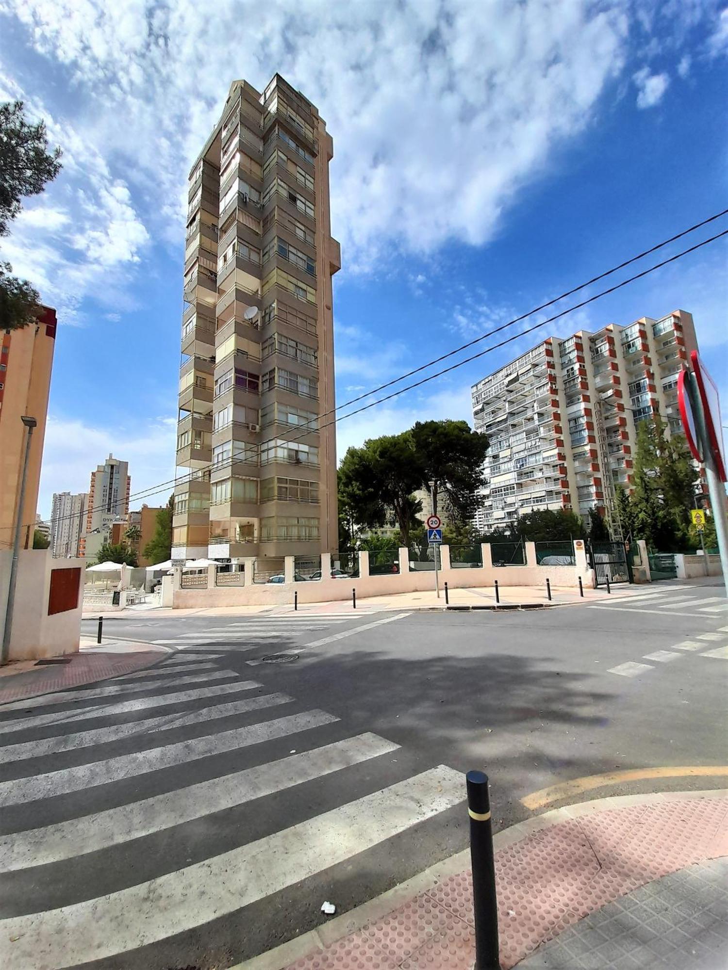 Agustina Apartment In Rincon De Loix -Free Parking, Wi-Fi, Pool, New Air Conditioning, Sea View 베니돔 외부 사진